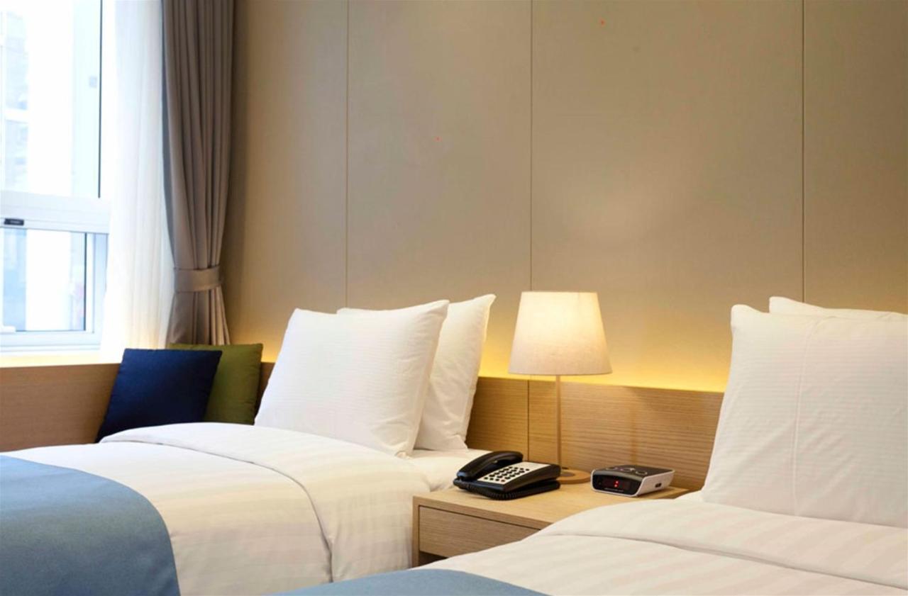Days Hotel By Wyndham Seoul Myeongdong Экстерьер фото