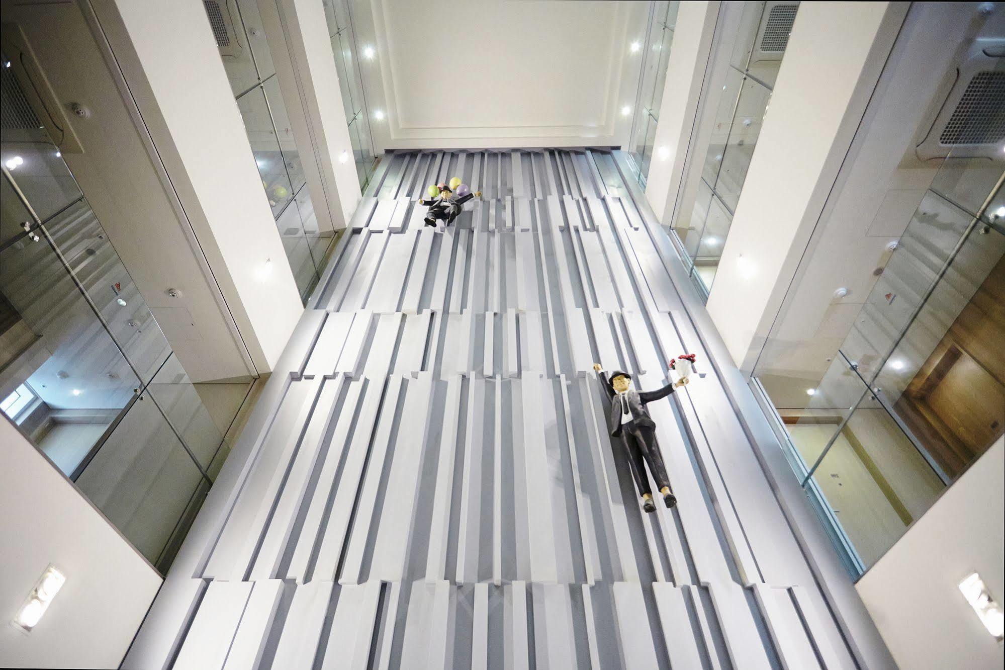 Days Hotel By Wyndham Seoul Myeongdong Экстерьер фото